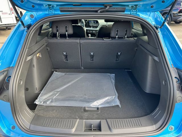 New 2026 Chevrolet Trax RS FWD image 16