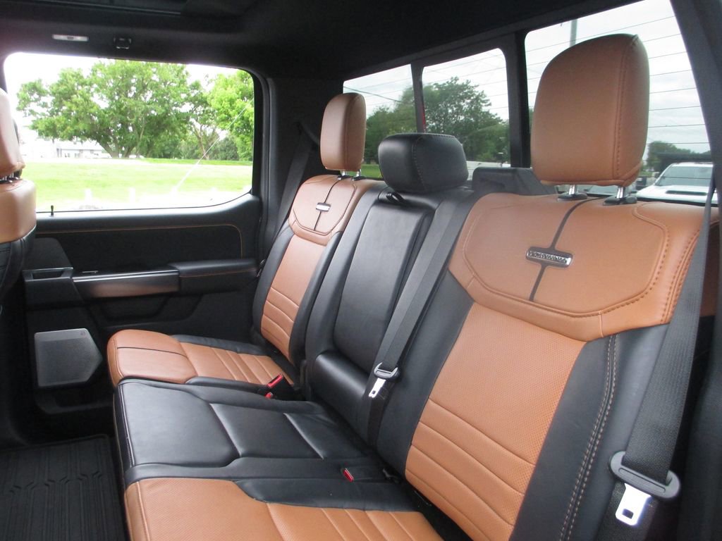 Used 2024 Ford F250 Platinum AWD/4WD image 27