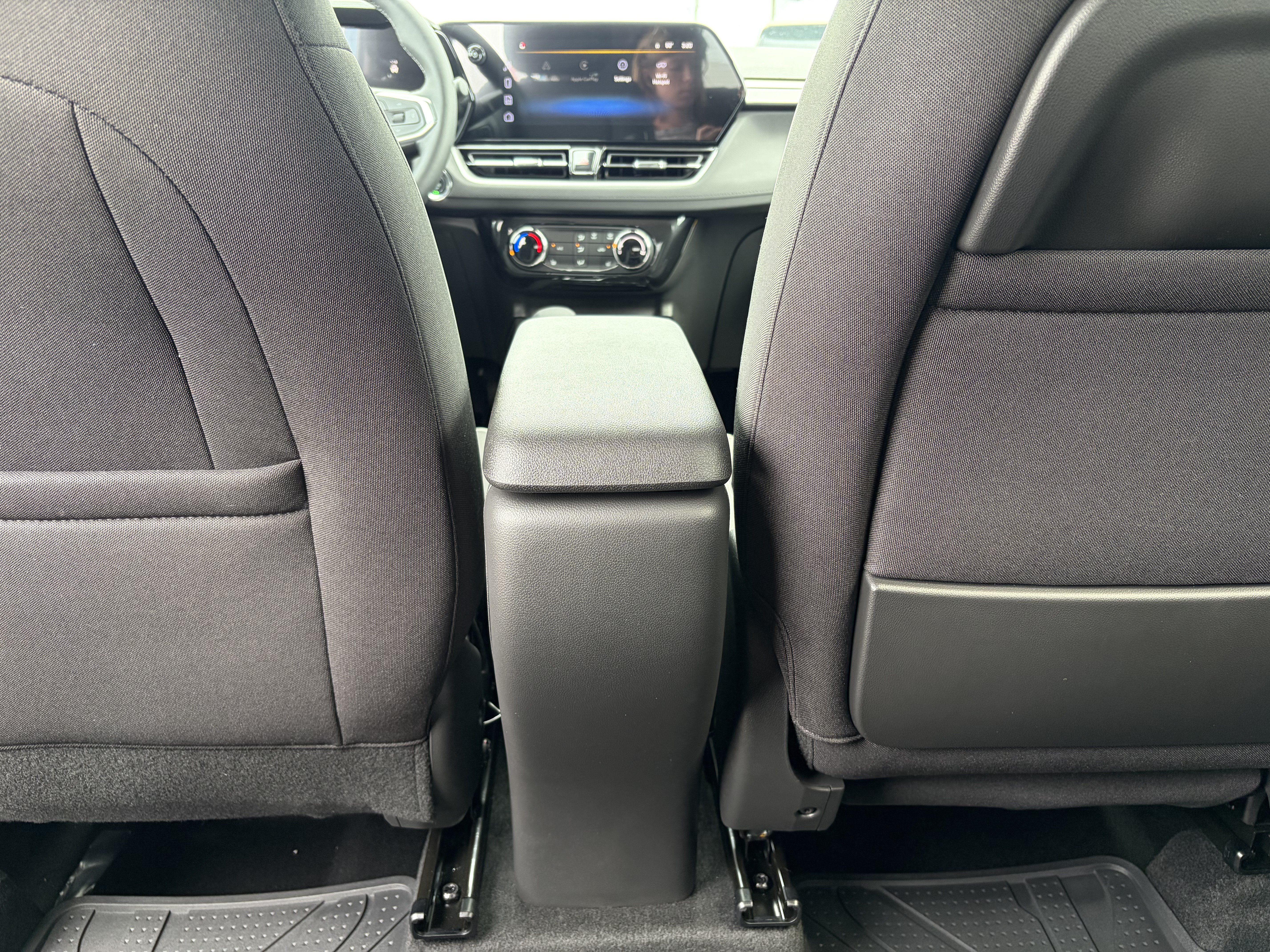 New 2026 Chevrolet TrailBlazer LT w/ LT Cold Weather Package FWD image 30