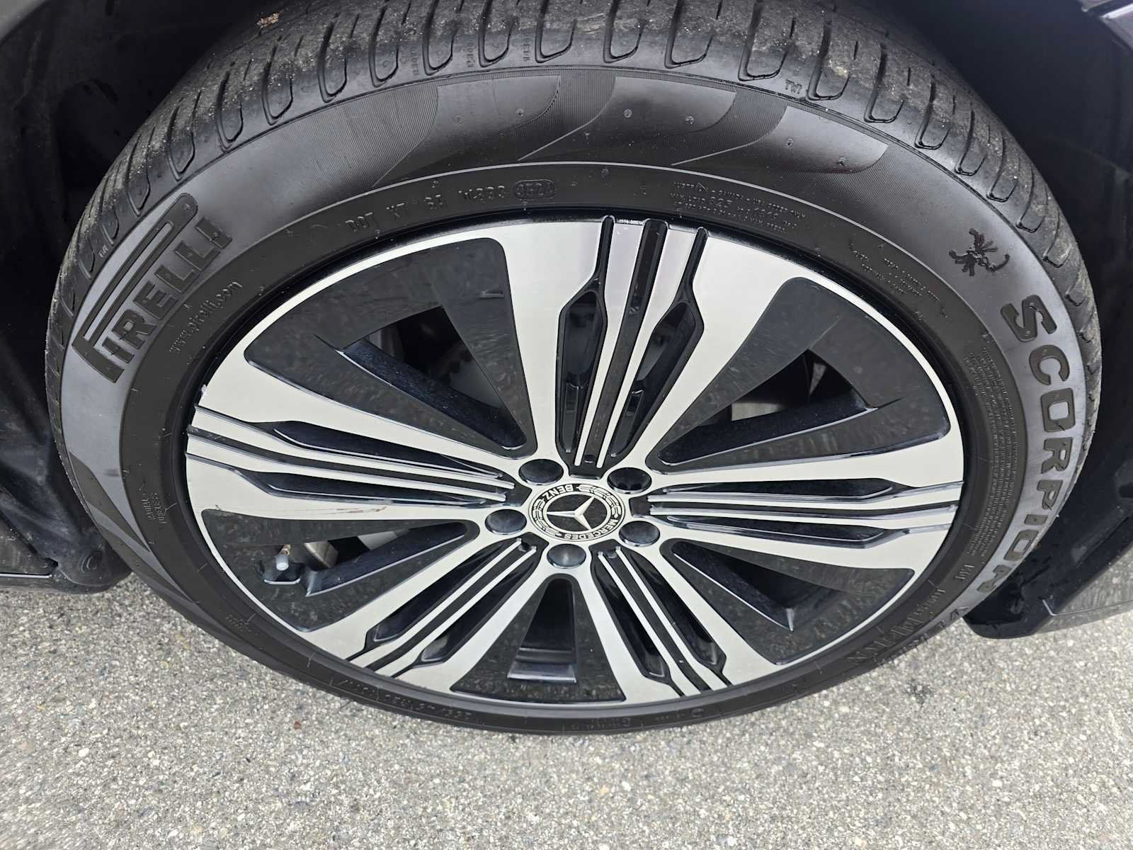 Used 2024 Mercedes-Benz EQS 450+ 4MATIC Sedan image 9