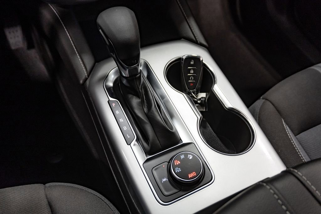 Used 2025 Chevrolet Blazer LT image 17