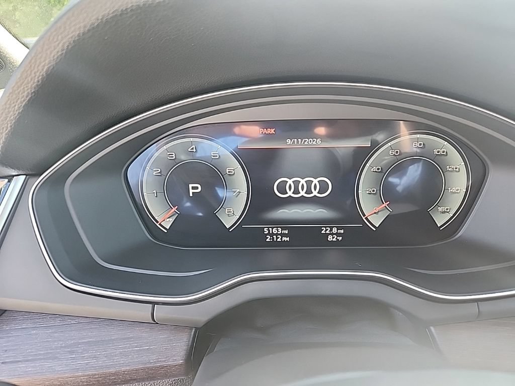 Certified 2025 Audi Q5 2.0T Premium Plus w/ Premium Plus Package AWD/4WD image 10