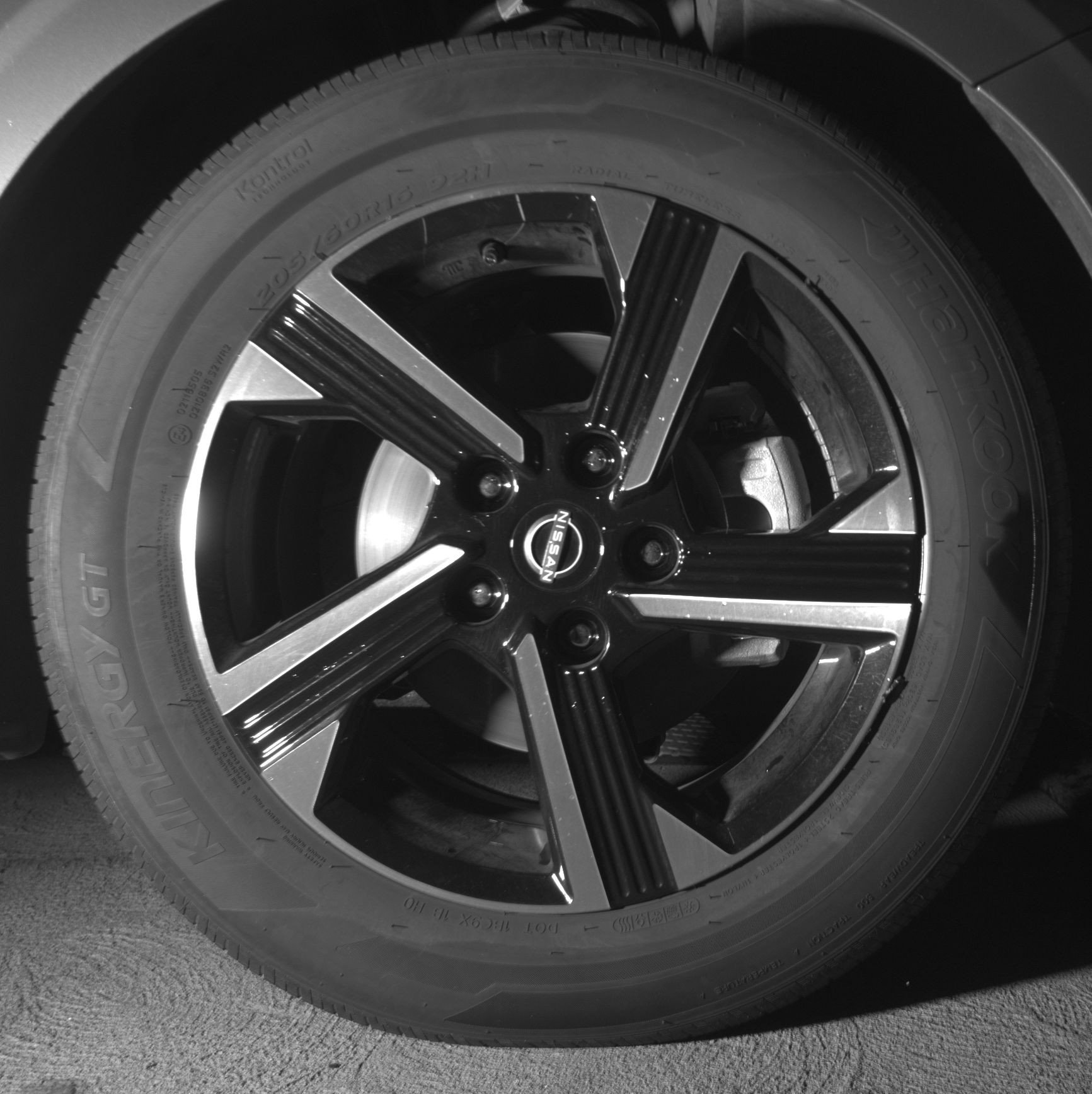 Used 2025 Nissan Sentra SV image 13