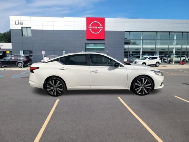 Used 2020 Nissan Altima 2.5 SR w/ Premium Package AWD/4WD image 7
