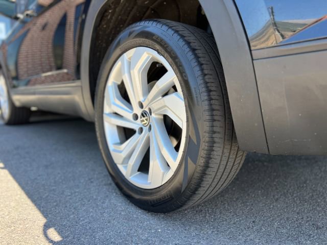 Used 2022 Volkswagen Atlas SE image 32