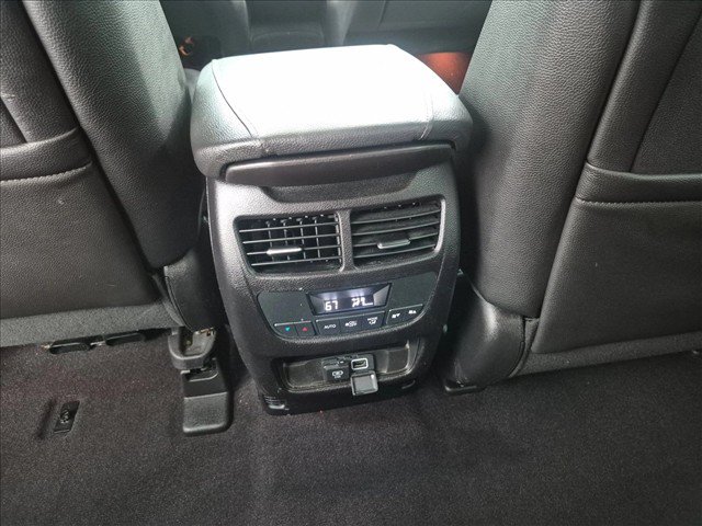 Used 2020 Acura MDX SH-AWD image 19