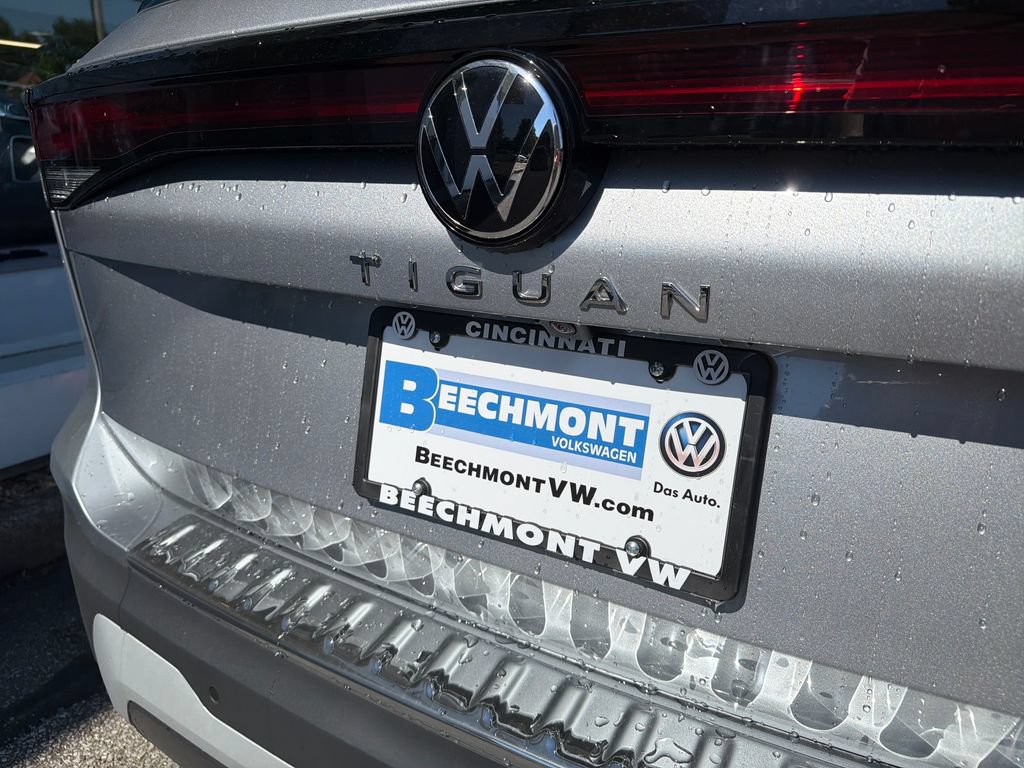 New 2026 Volkswagen Tiguan S FWD image 19