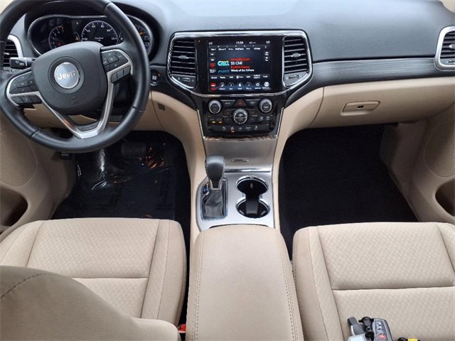 Used 2022 Jeep Grand Cherokee Laredo E image 11