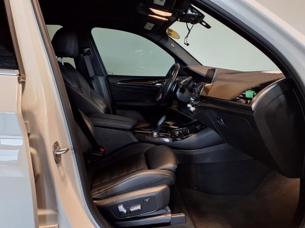 Used 2020 BMW X3 xDrive30i w/ Driving Assistance Package image 9