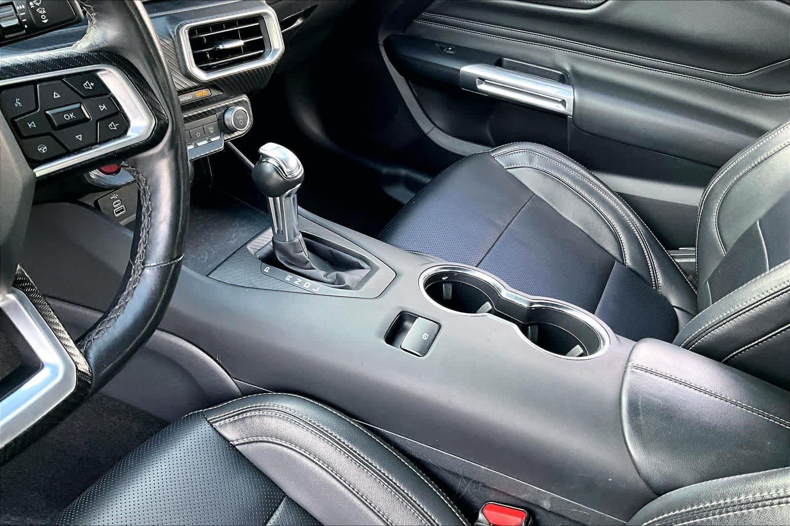 Used 2025 Ford Mustang Premium RWD image 13