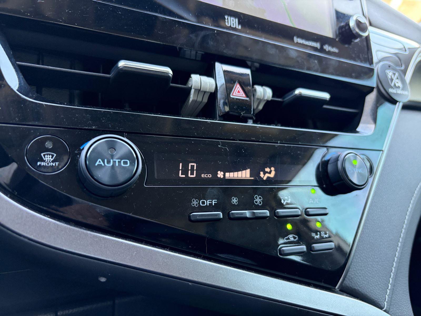 Used 2024 Toyota Camry XSE image 13