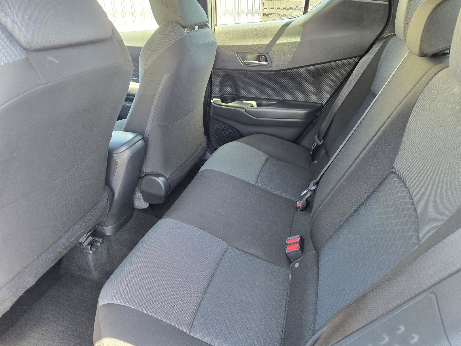 Used 2021 Toyota C-HR LE FWD image 26