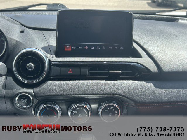 Used 2022 MAZDA MX-5 Miata RF Grand Touring RWD image 17