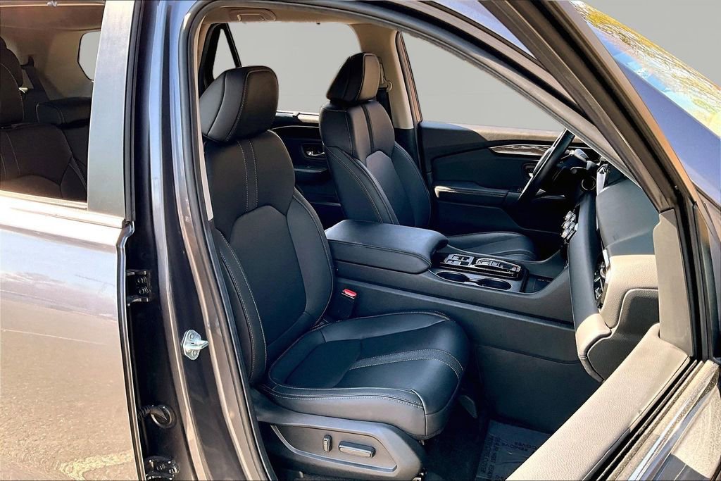 Used 2025 Honda Pilot EX-L image 22