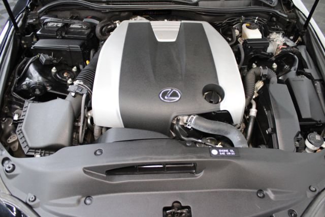 Used 2016 Lexus IS 300 AWD w/ F Sport Package image 32