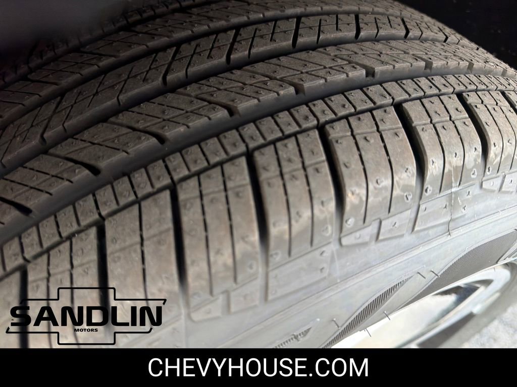 New 2026 Chevrolet Trax RS w/ Sunroof Package image 28