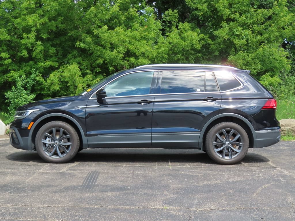 Used 2024 Volkswagen Tiguan SE AWD/4WD image 7