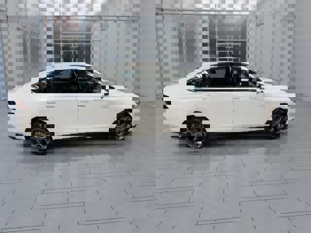 Used 2025 Honda Accord EX-L image 9