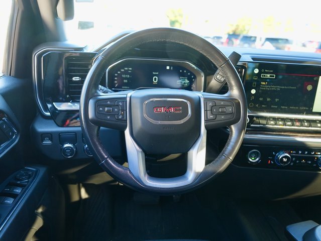 Used 2022 GMC Sierra 1500 Elevation w/ LPO, Elevation Black Package image 15