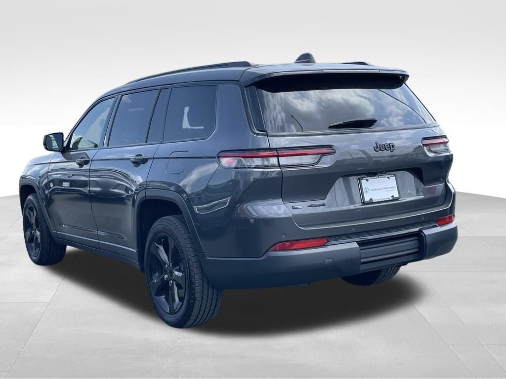 Used 2021 Jeep Grand Cherokee L Laredo AWD/4WD image 5