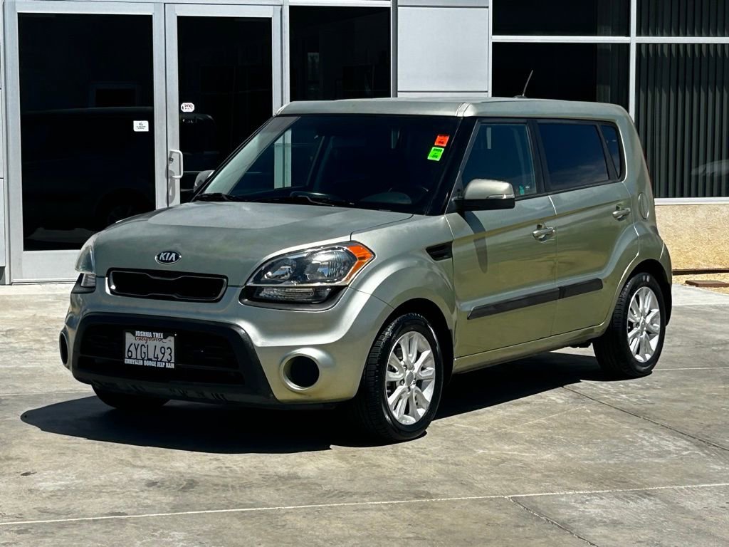 Used 2013 Kia Soul + w/ Audio Pkg FWD image 3