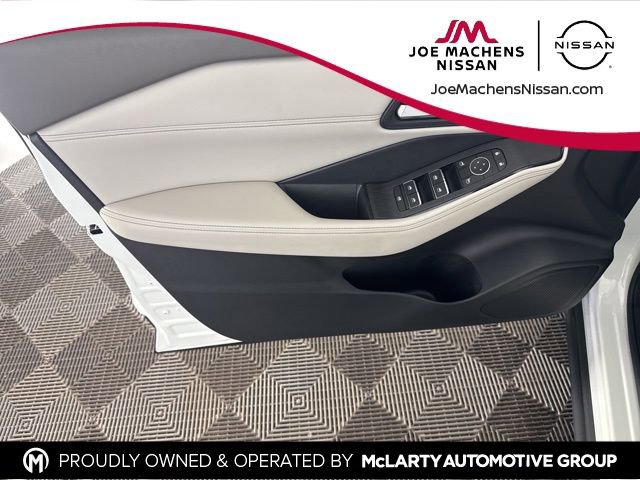 Used 2024 Nissan Rogue SL w/ SL Premium Package image 18