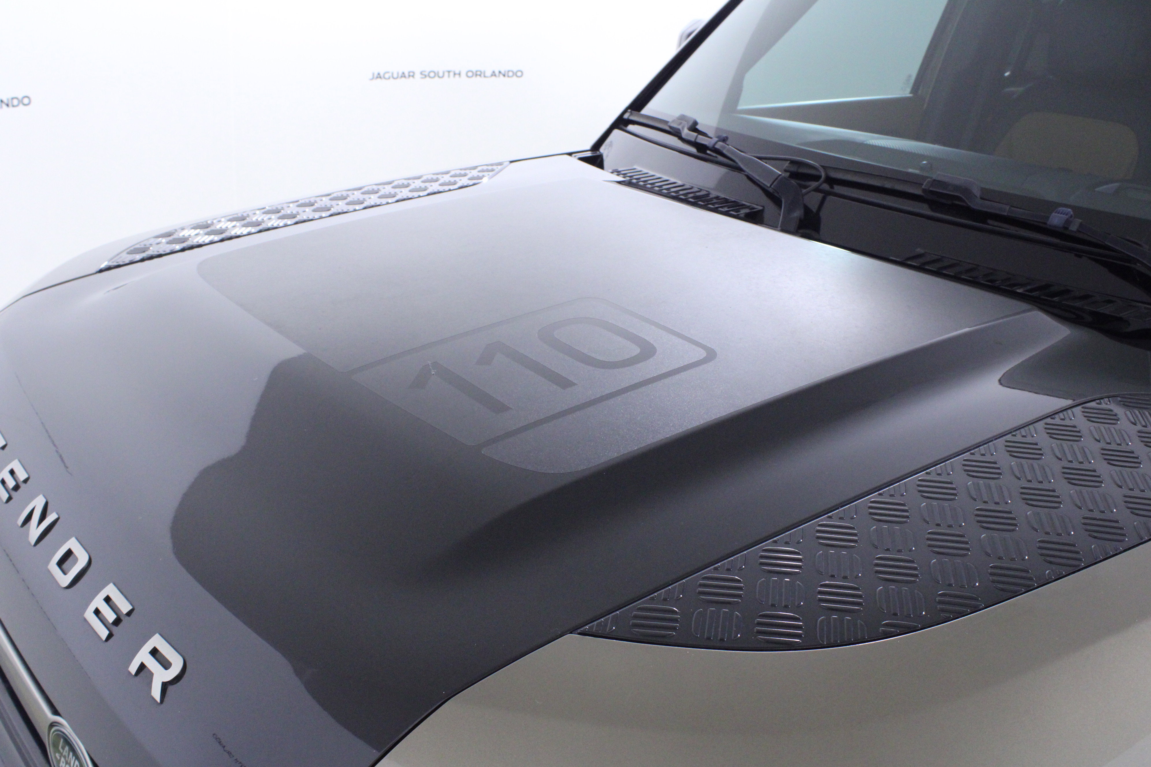 Used 2020 Land Rover Defender 110 X image 12