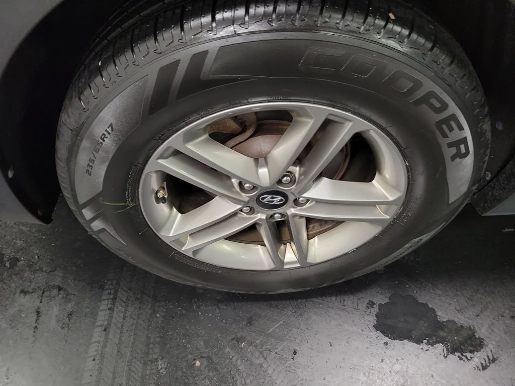 Used 2018 Hyundai Santa Fe Sport FWD image 12