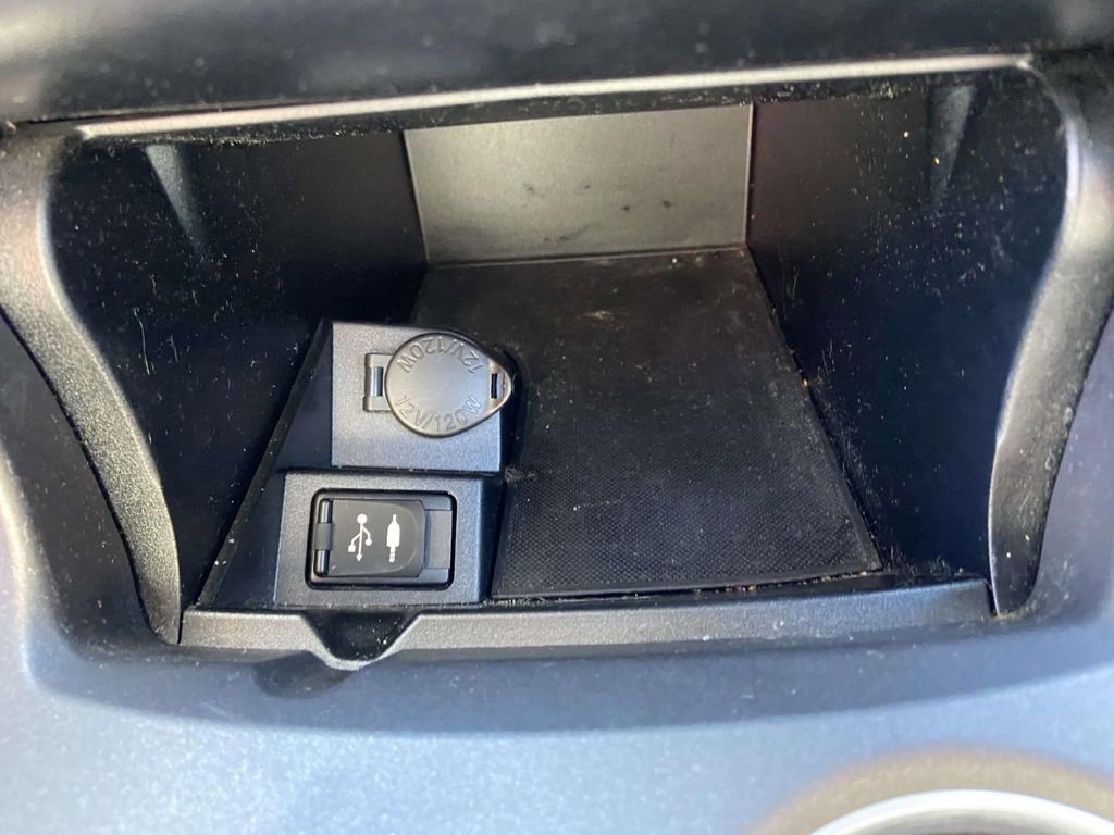 Used 2017 Toyota Camry LE image 26