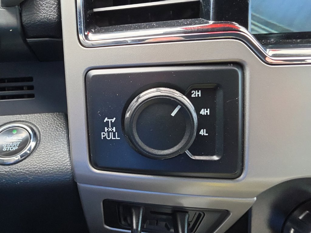 Used 2022 Ford F250 Lariat w/ Lariat Ultimate Package AWD/4WD image 21