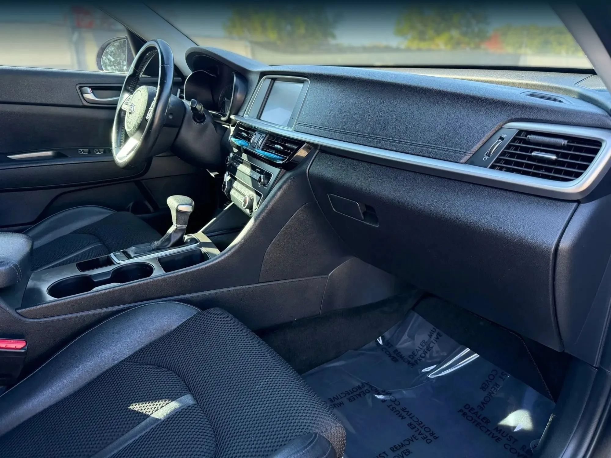 Used 2020 Kia Optima S FWD image 19