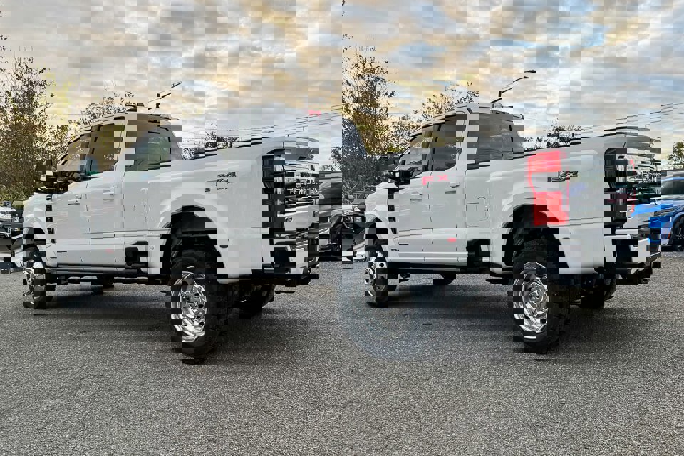 New 2026 Ford F450 Platinum w/ FX4 Off-Road Package image 5