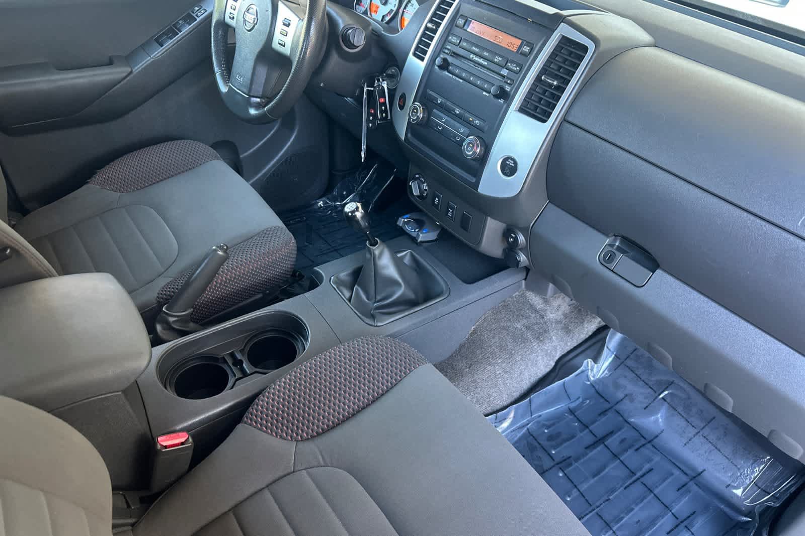 Used 2012 Nissan Frontier PRO-4X AWD/4WD image 15
