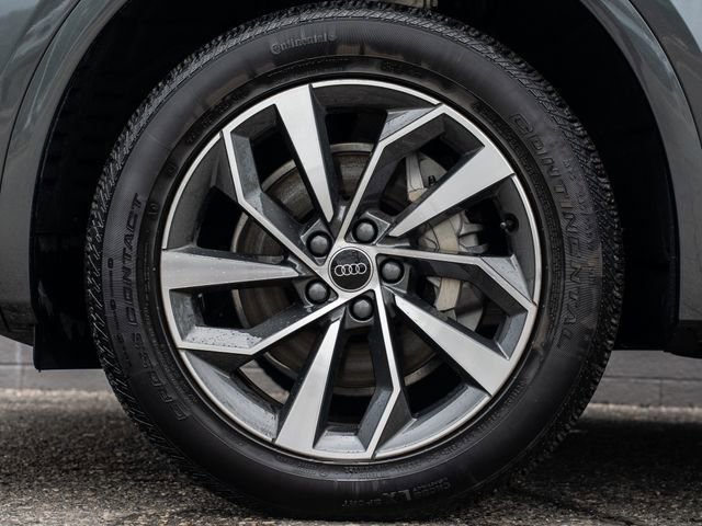 Used 2024 Audi Q5 2.0T Premium AWD/4WD image 12