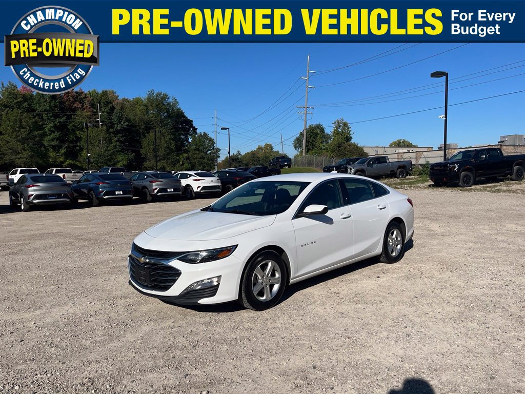 Used 2023 Chevrolet Malibu LT FWD image 1