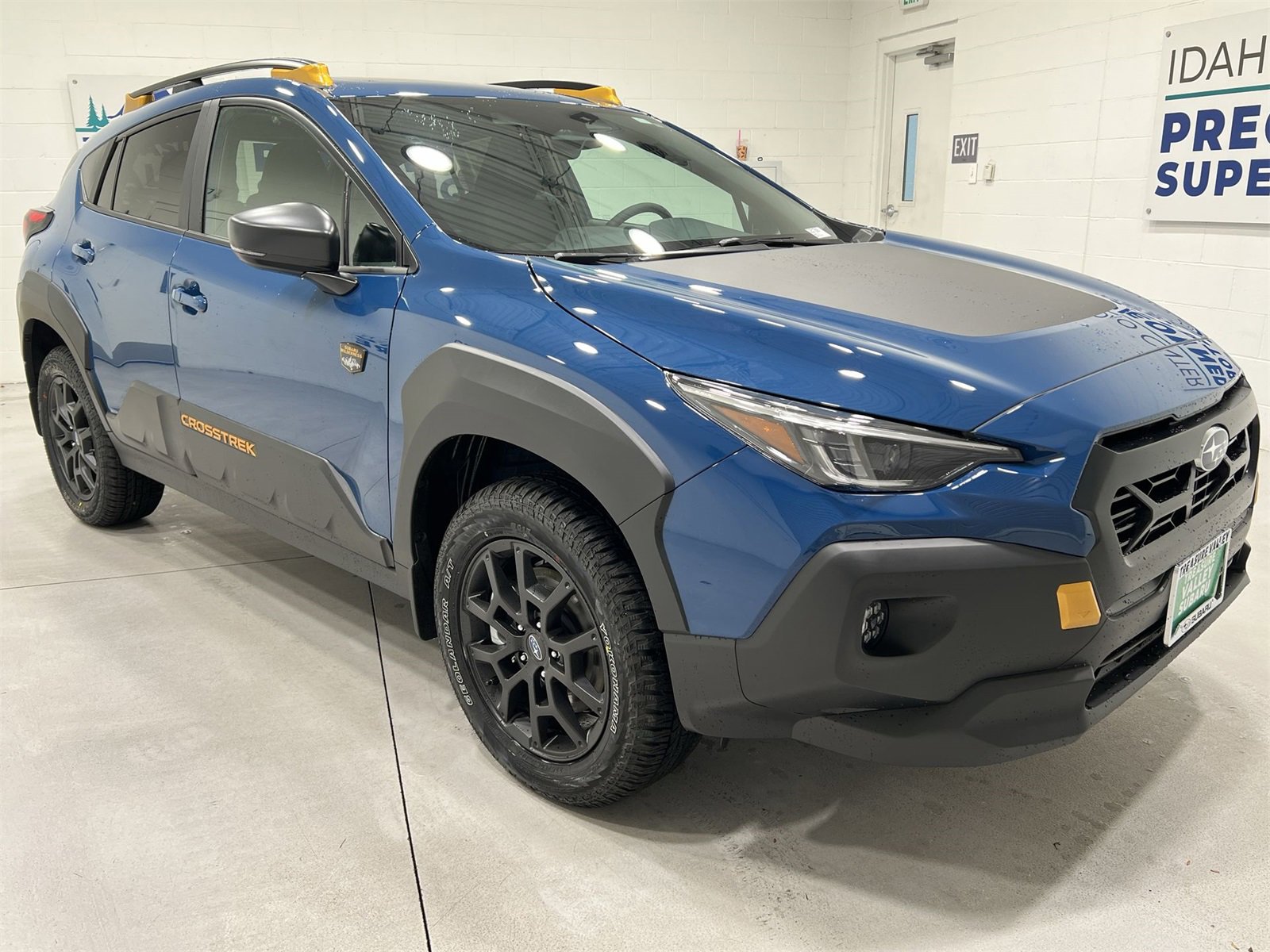 New 2026 Subaru Crosstrek 2.5i Wilderness w/ Crosstrek Mirror Package video 2