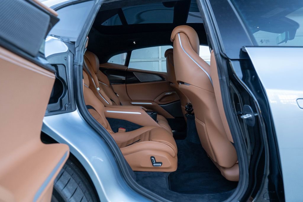 Certified 2025 Ferrari Purosangue image 49