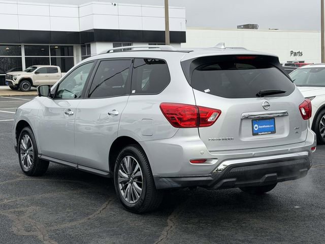 Used 2019 Nissan Pathfinder SL image 3