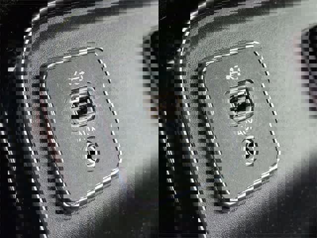 Used 2021 Jeep Compass Latitude image 30