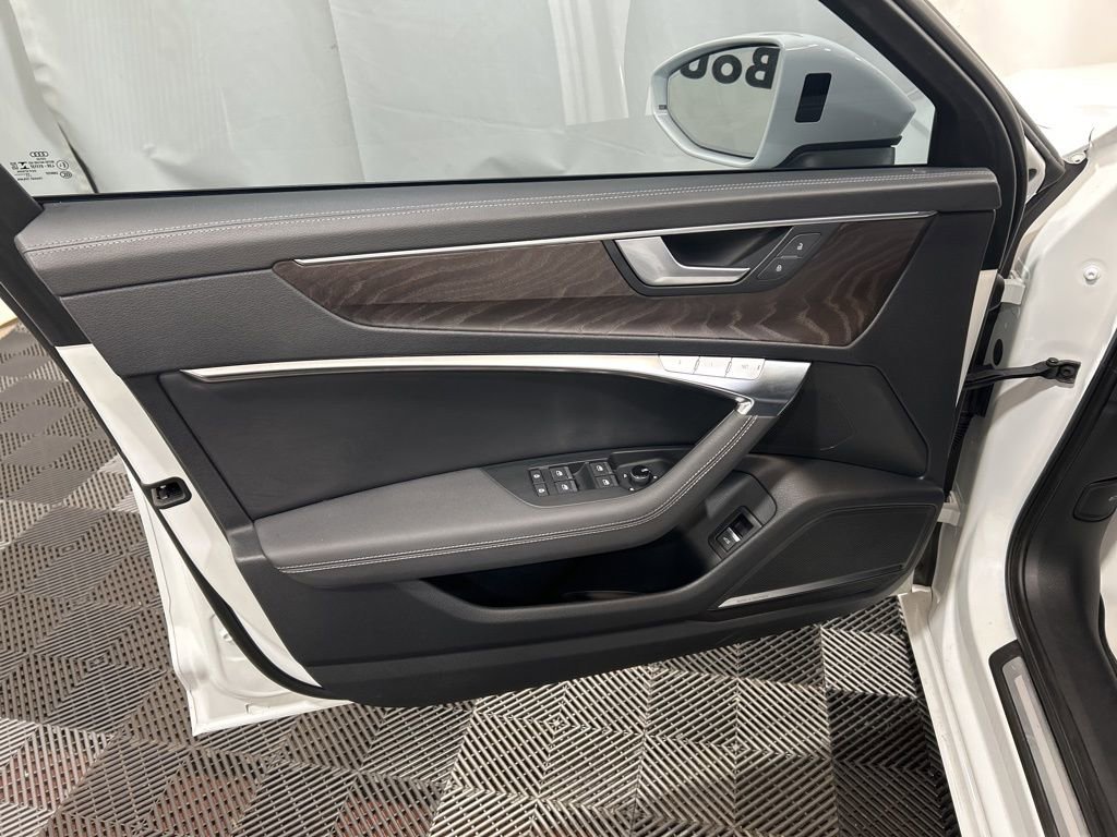 Used 2023 Audi A6 Premium Plus w/ Premium Plus Package image 19