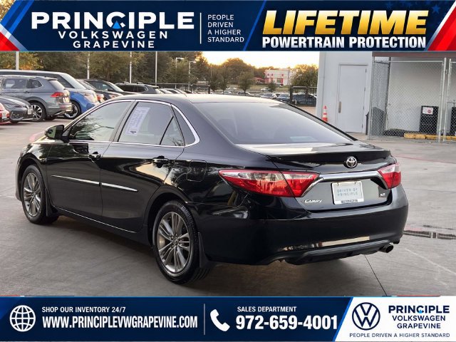 Used 2017 Toyota Camry SE FWD image 8