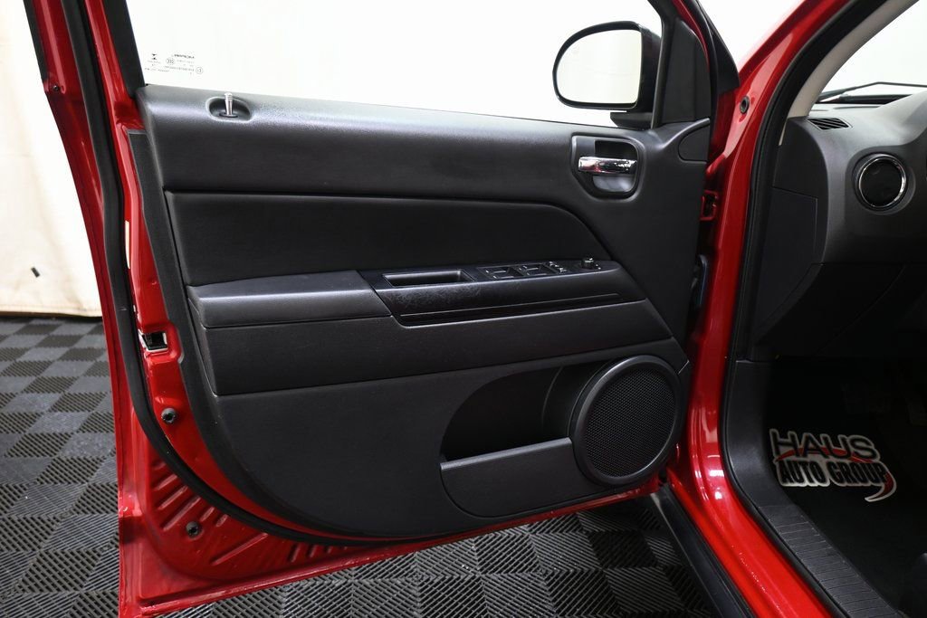 Used 2017 Jeep Compass Sport w/ Power Value Group image 21