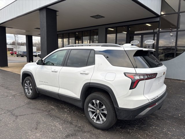 Used 2025 Chevrolet Equinox LT w/ Convenience Package II image 5