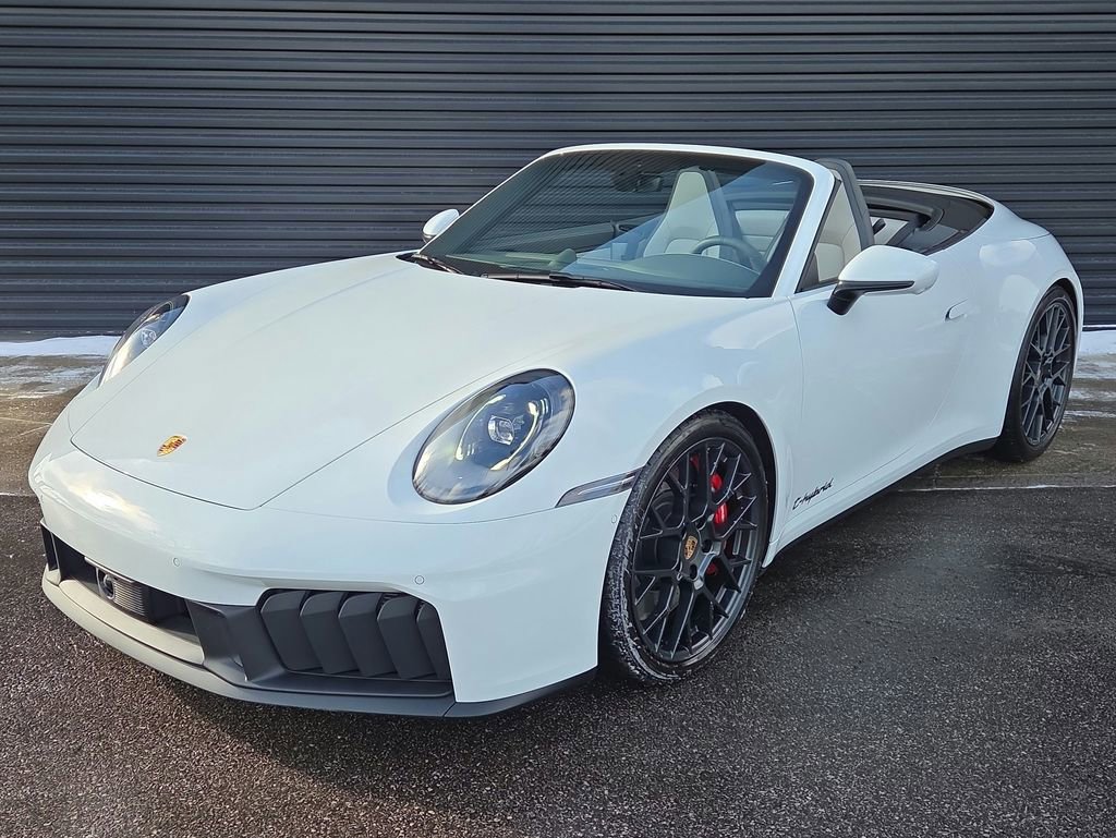 Certified 2025 Porsche 911 Carrera 4 GTS image 6