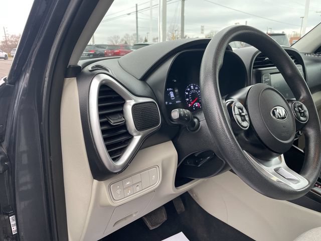 Used 2021 Kia Soul S FWD image 18
