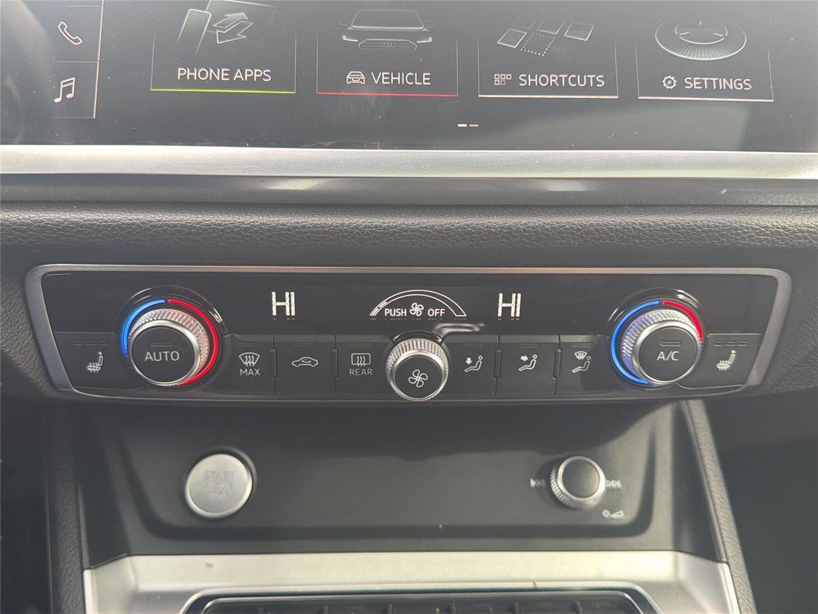 Used 2020 Audi Q3 2.0T Prestige w/ Prestige Package image 26