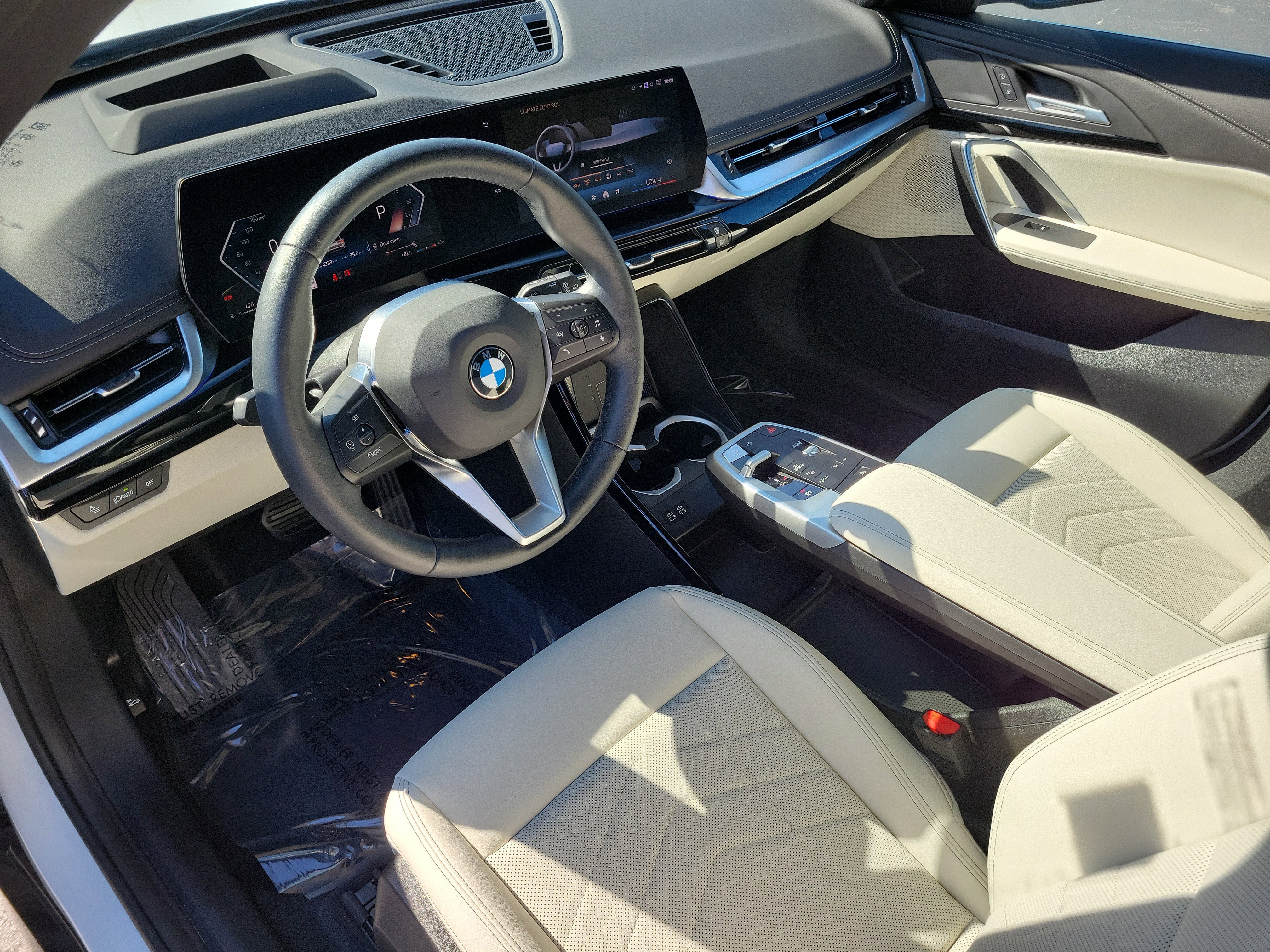 Used 2026 BMW X1 xDrive28i w/ Technology Package image 23