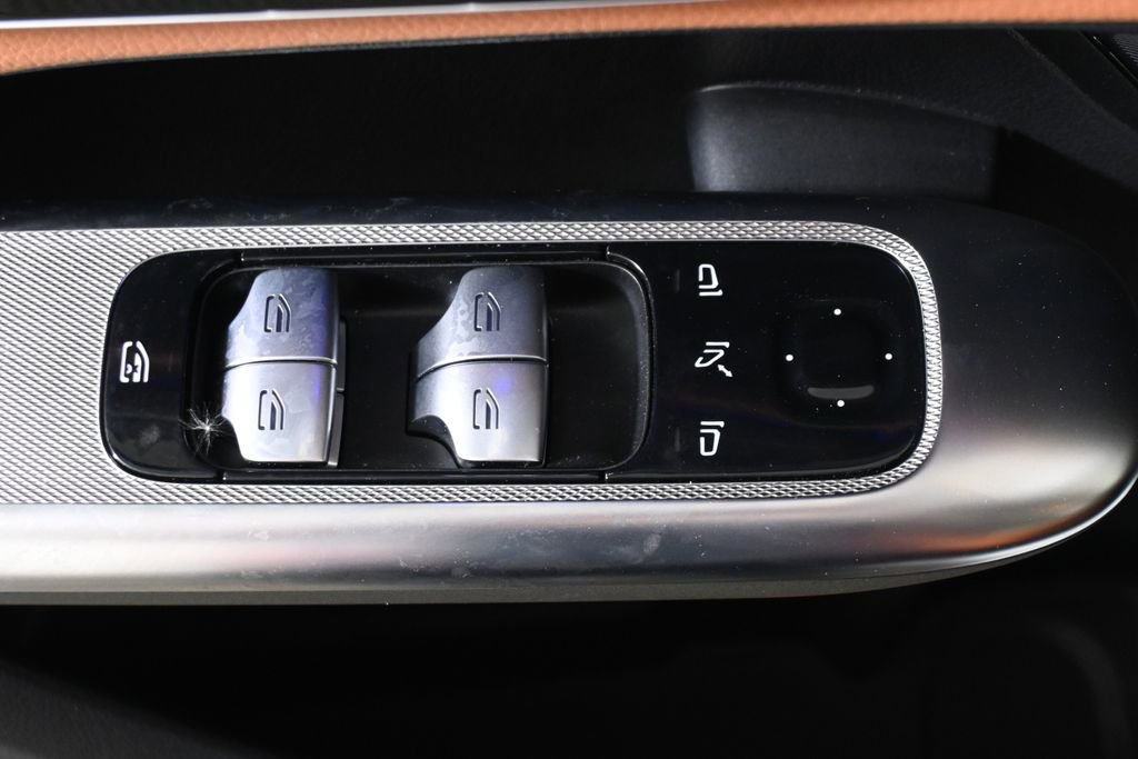 Certified 2026 Mercedes-Benz GLC 300 4MATIC image 27