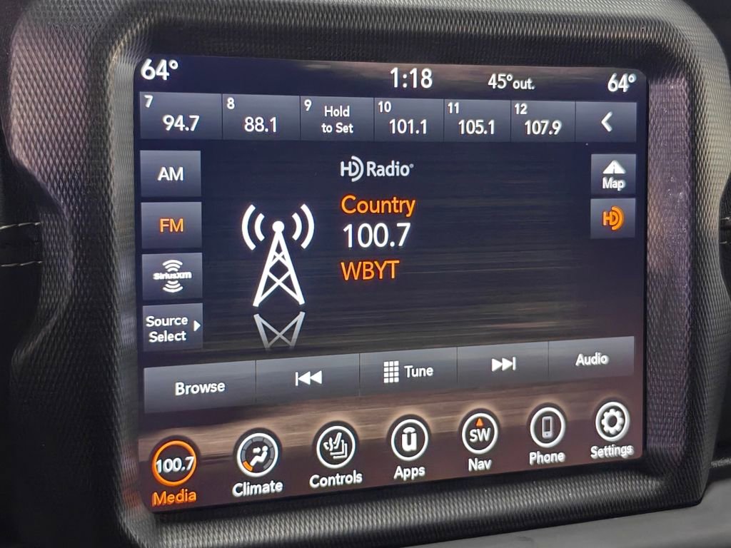 Used 2020 Jeep Wrangler Unlimited Sahara AWD/4WD image 38