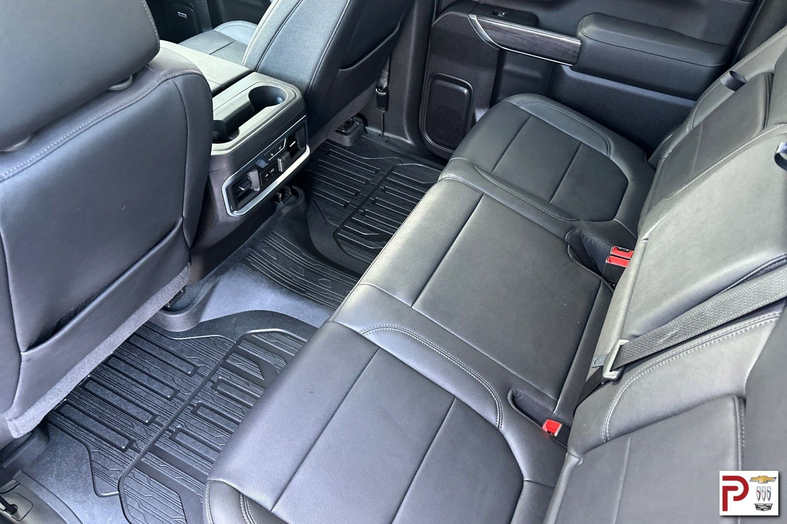 Certified 2022 Chevrolet Silverado 3500 LTZ w/ LTZ Plus Package image 15